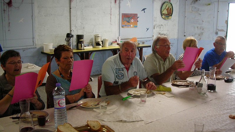 2012-06-27 53 Le Refrain entre deux bouchees.JPG